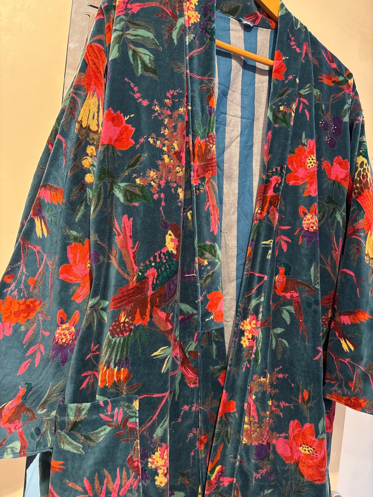 Lange fluwelen kimono