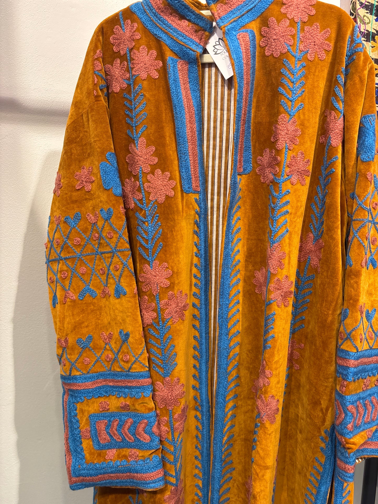 Lange suzani jas