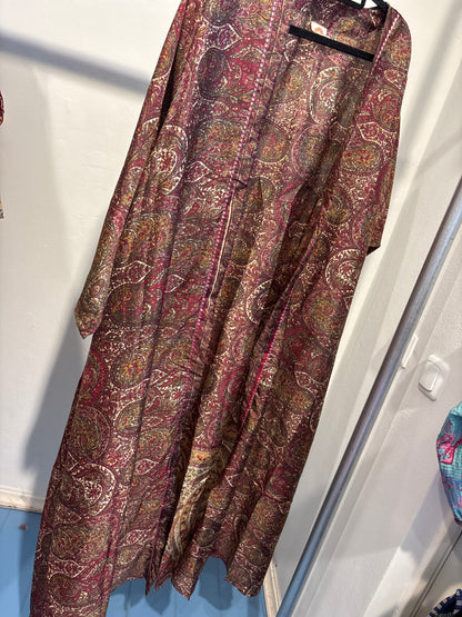 Recycled silk kimono lang