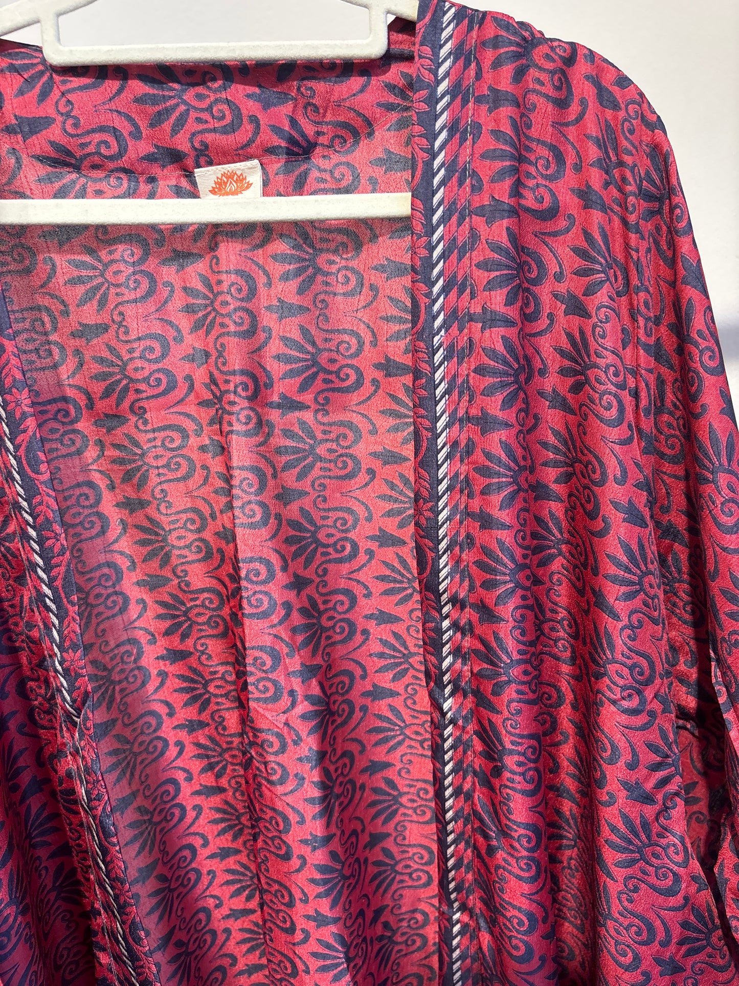 Recycled silk kimono lang