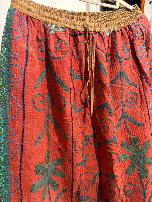 Suzani Broek