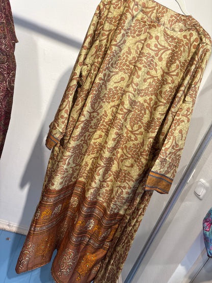 Recycled silk kimono lang