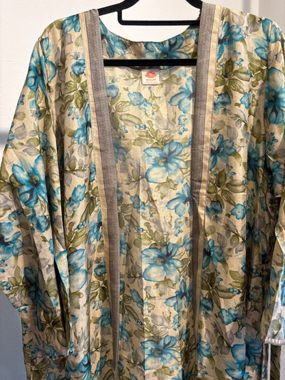 Recycled silk kimono lang