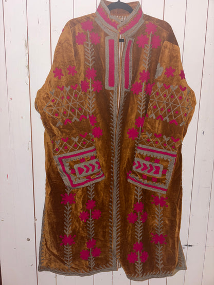 Lange suzani jas cognac2