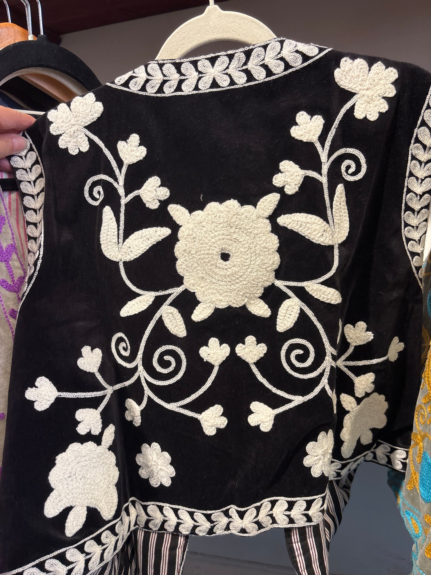 Gilet fluweel suzani-ruim