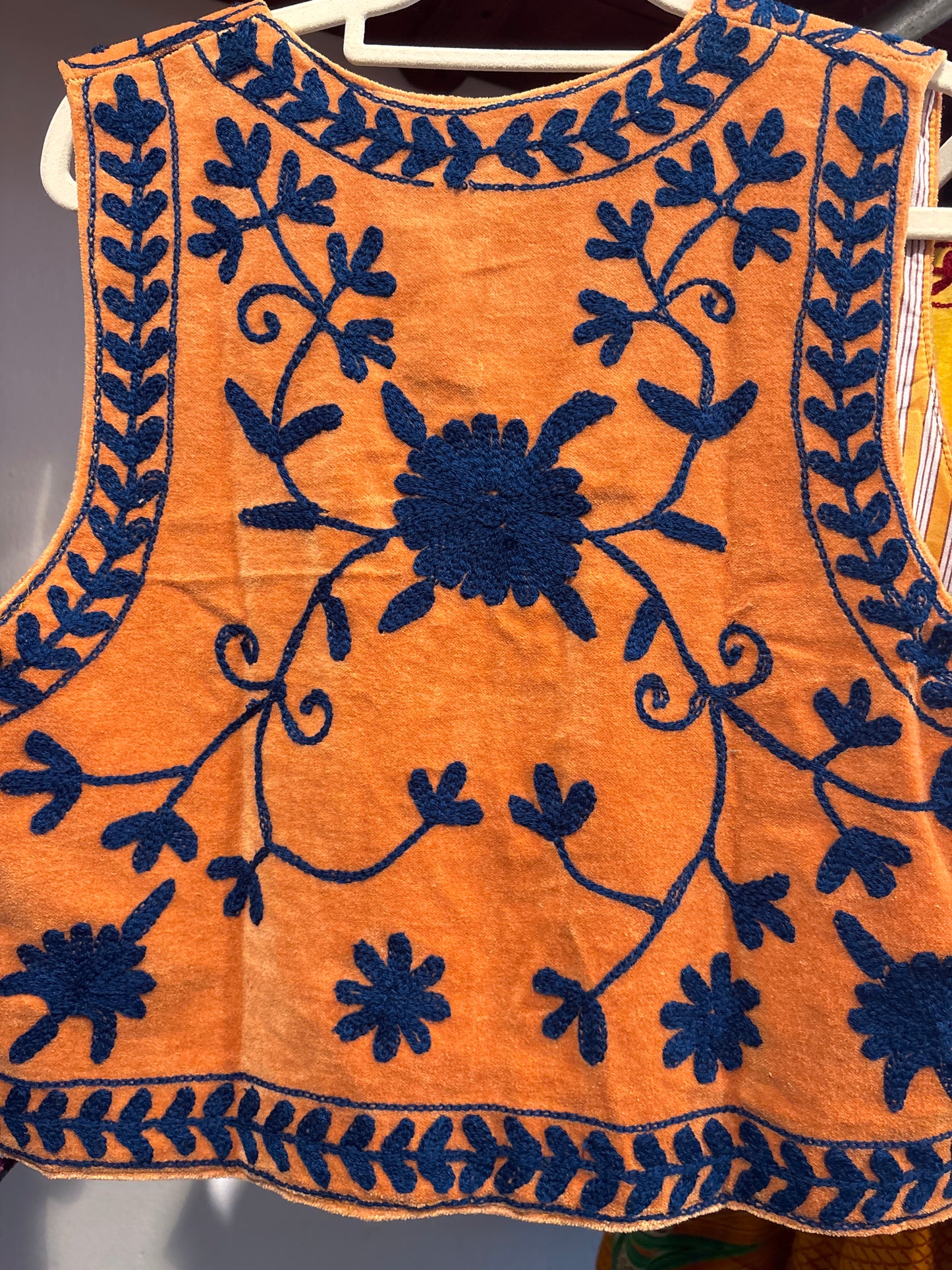 Gilet fluweel suzani
