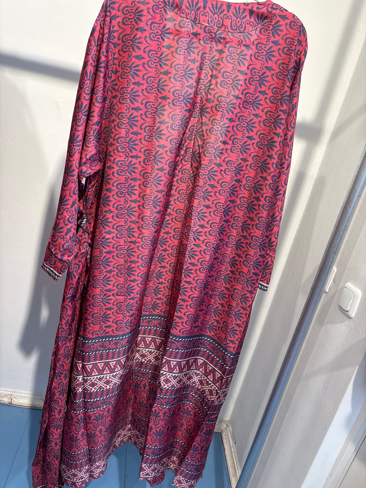 Recycled silk kimono lang