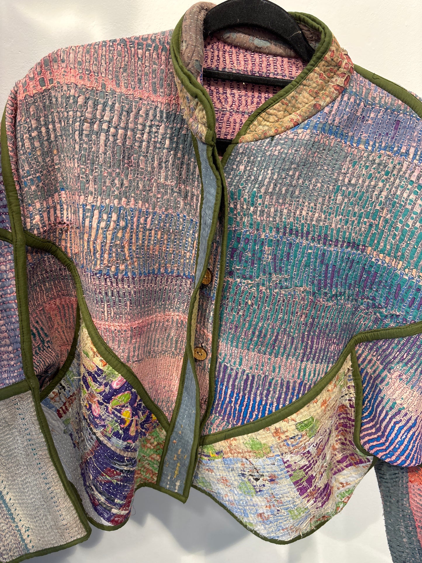Kantha jas kort-