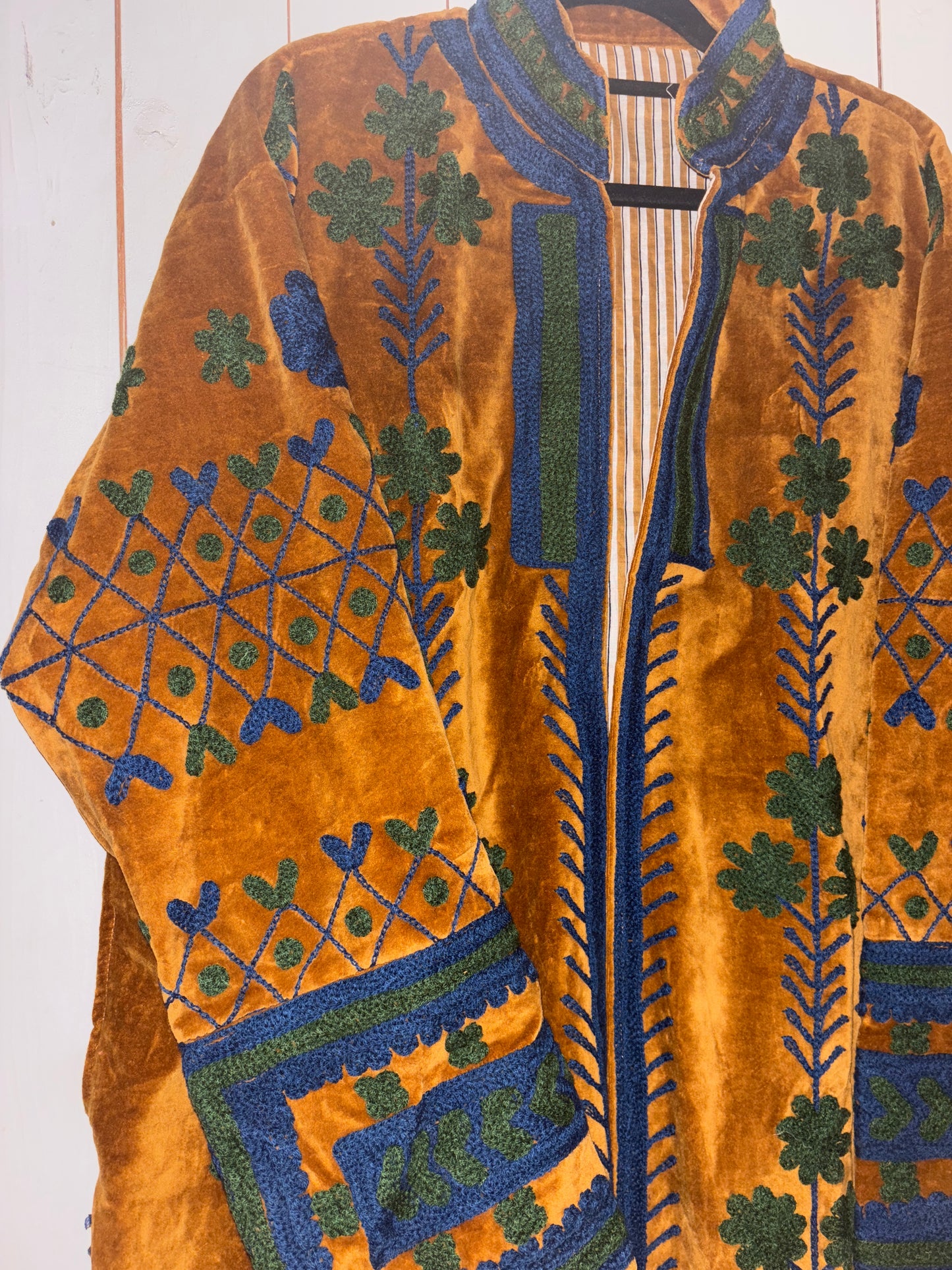 Lange suzani jas cognac3