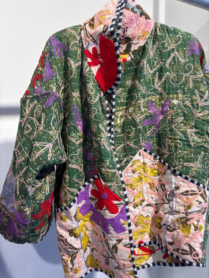 Kantha suzani jas kort, 2 kanten