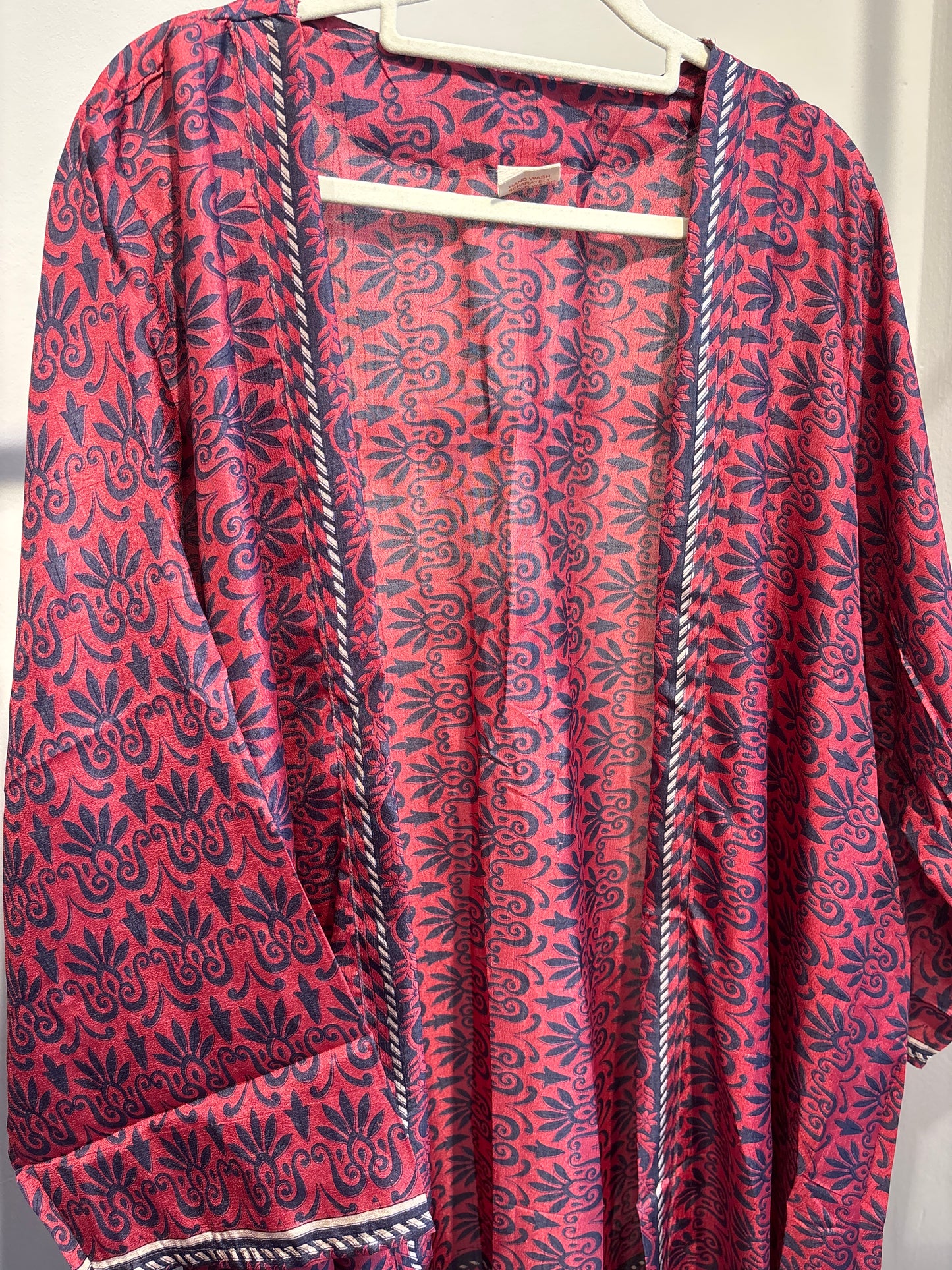 Recycled silk kimono lang