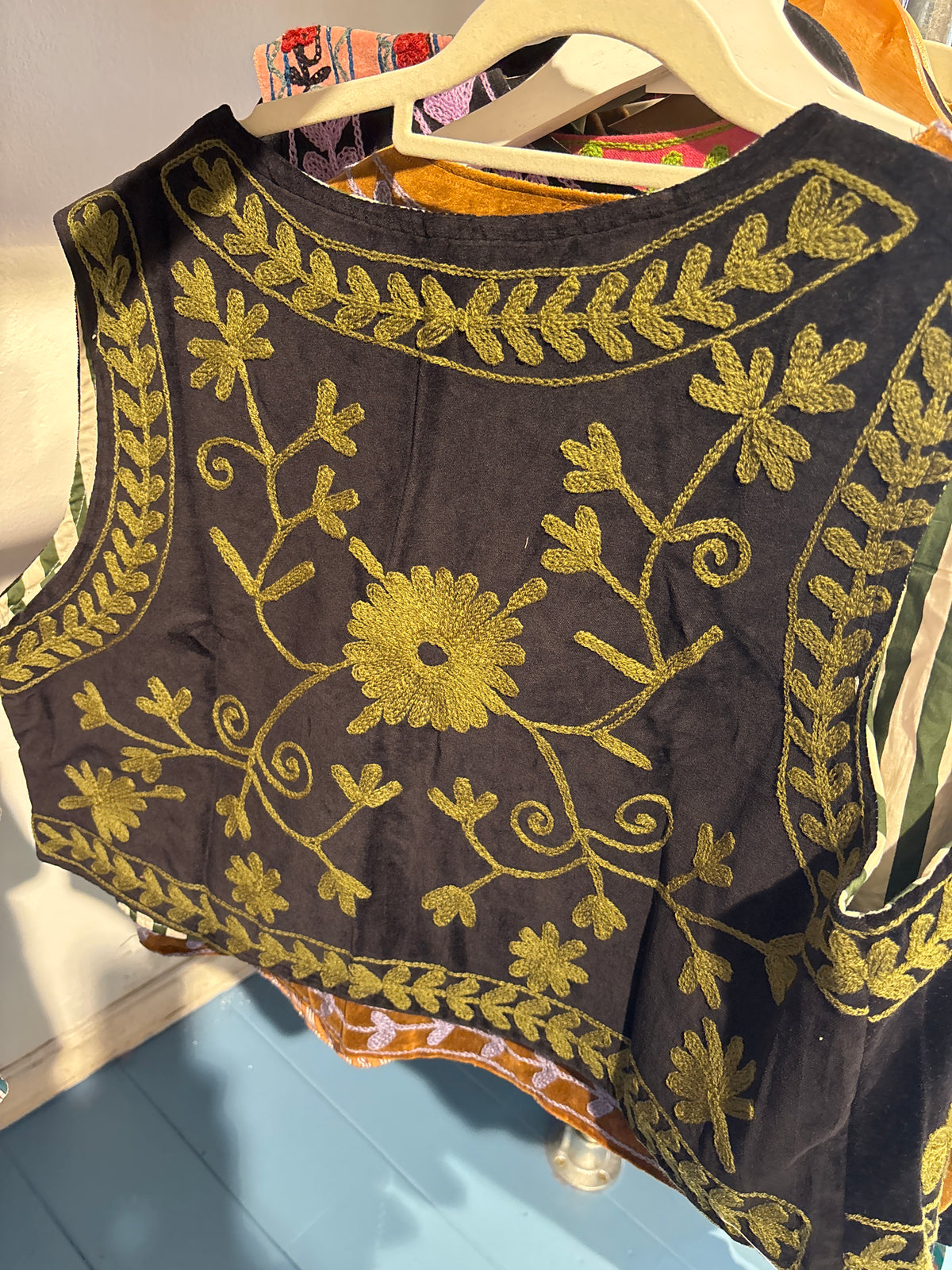 Gilet fluweel suzani-ruim