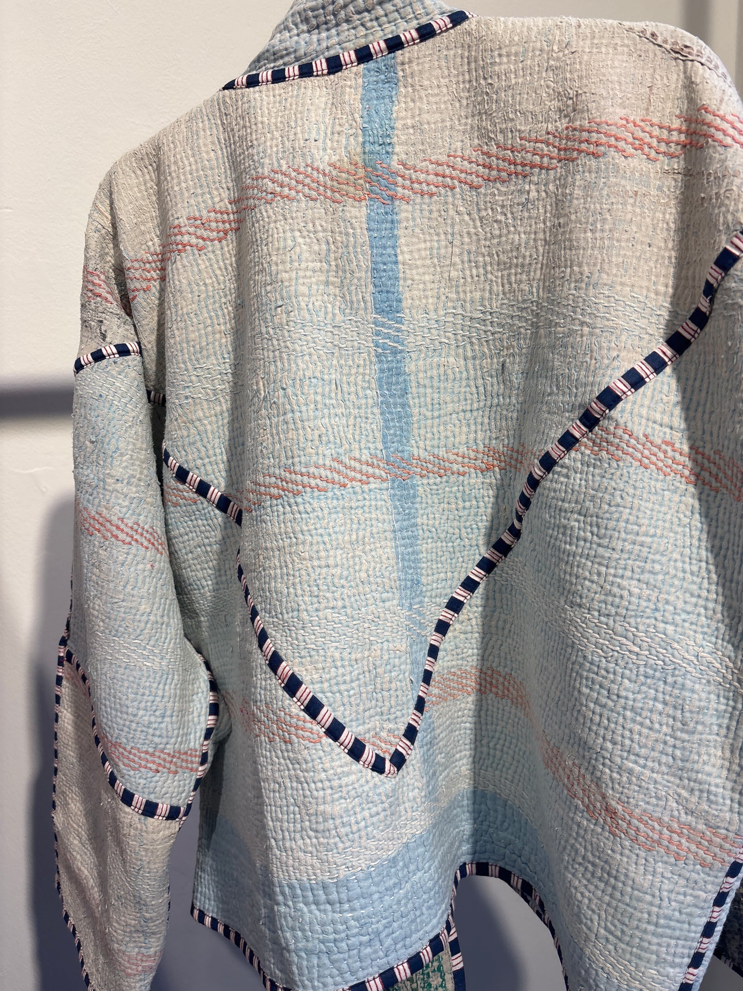 Kantha jas kort- 2 kanten