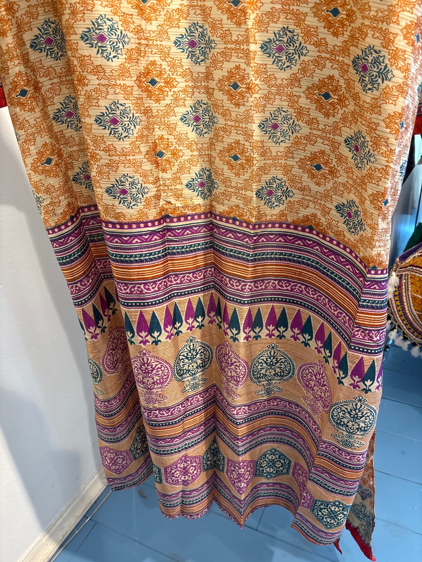 Recycled silk kimono lang