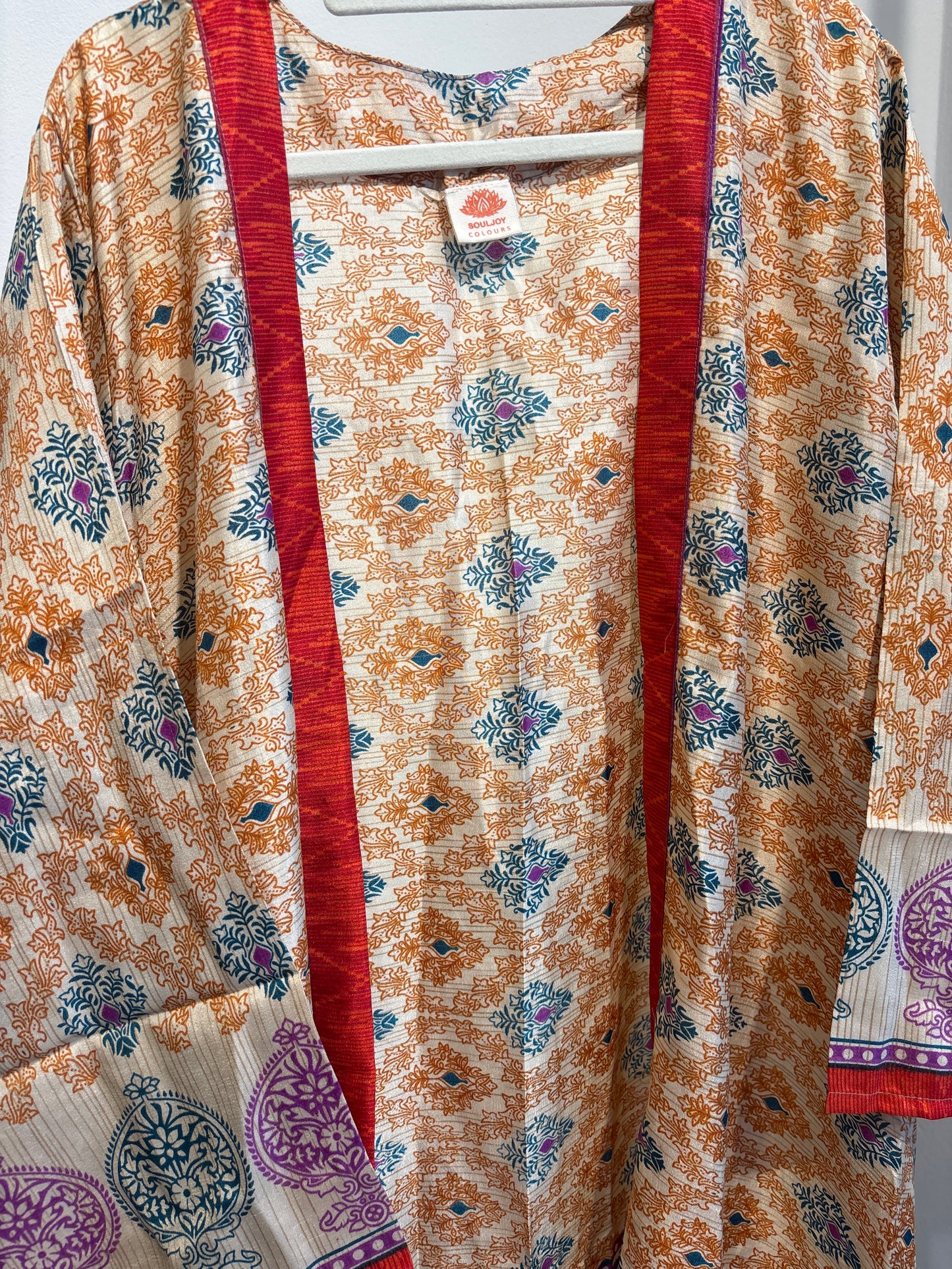 Recycled silk kimono lang