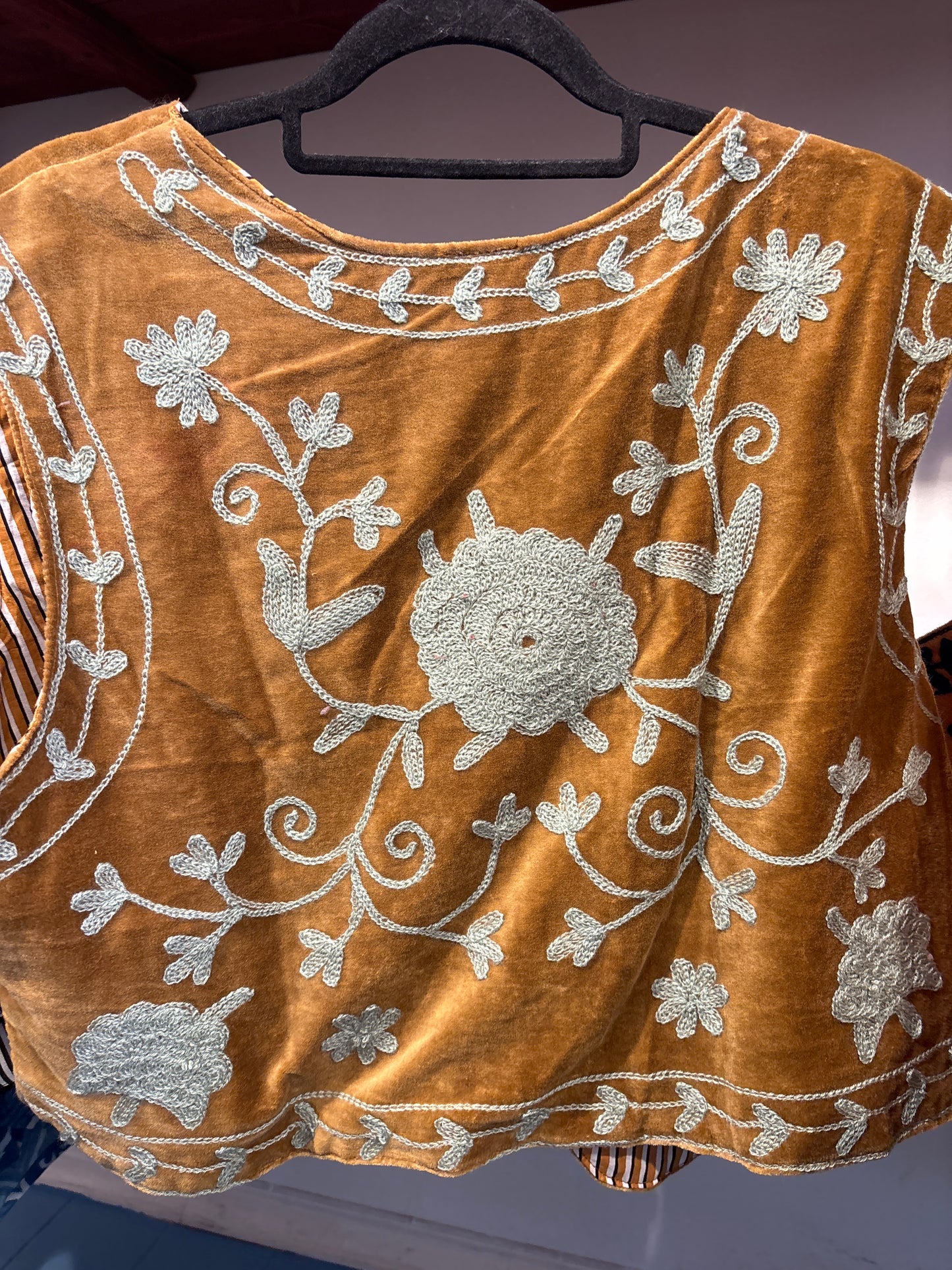 Gilet fluweel suzani-ruim