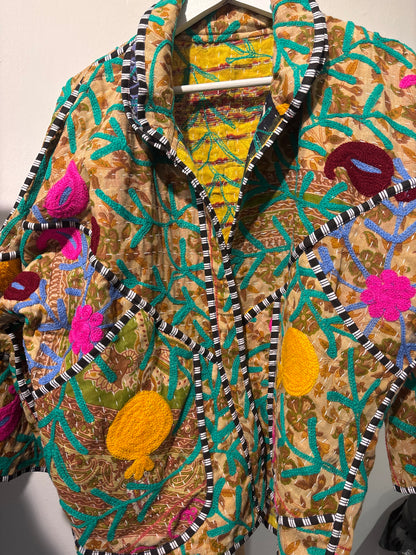 Kantha suzani jas kort, 2 kanten