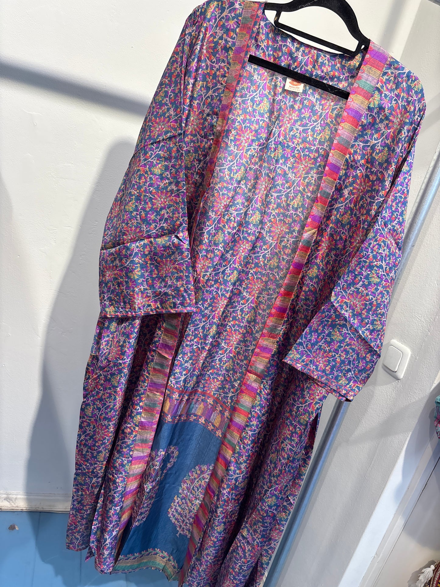 Recycled silk kimono lang