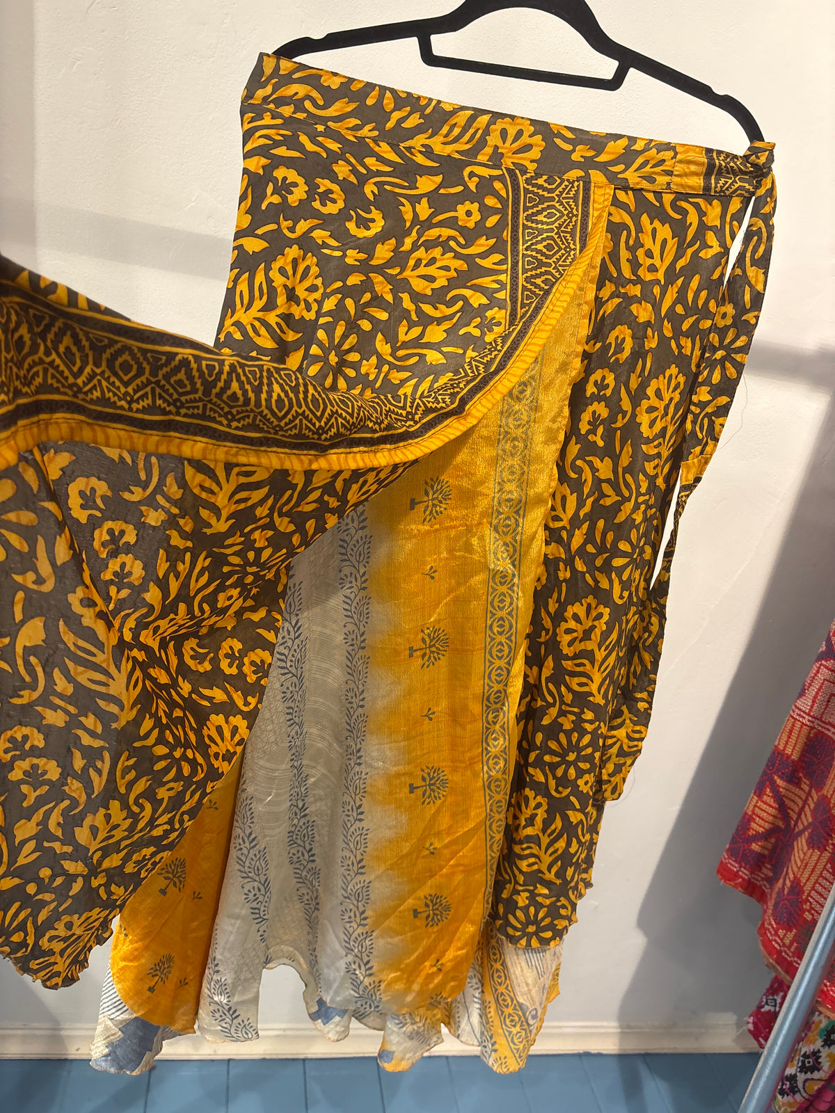 Rok wikkel recycled sari