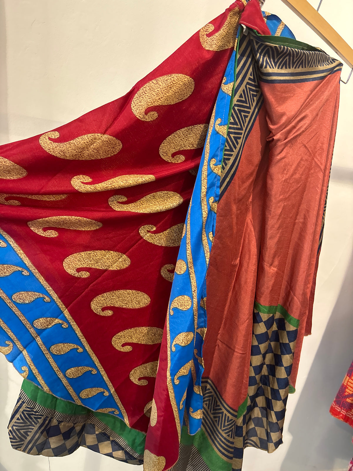 Rok wikkel recycled sari