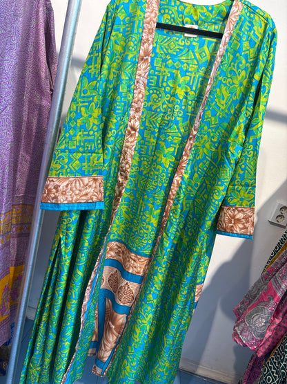 Recycled silk kimono lang