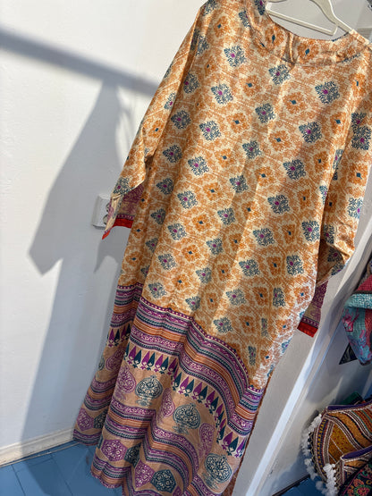 Recycled silk kimono lang