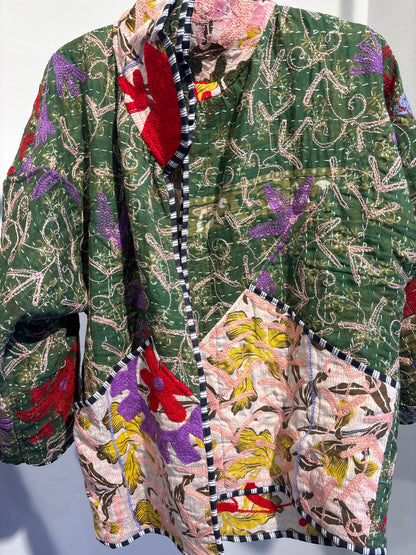 Kantha suzani jas kort, 2 kanten