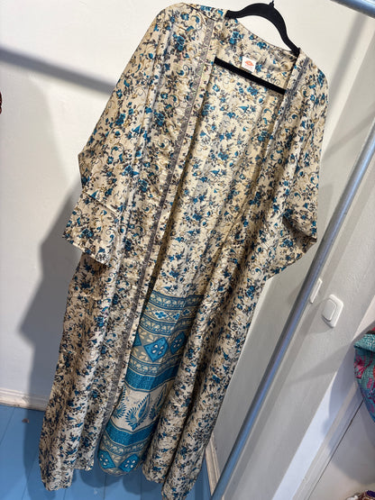 Recycled silk kimono lang