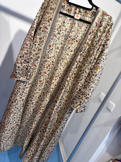 Recycled silk kimono lang