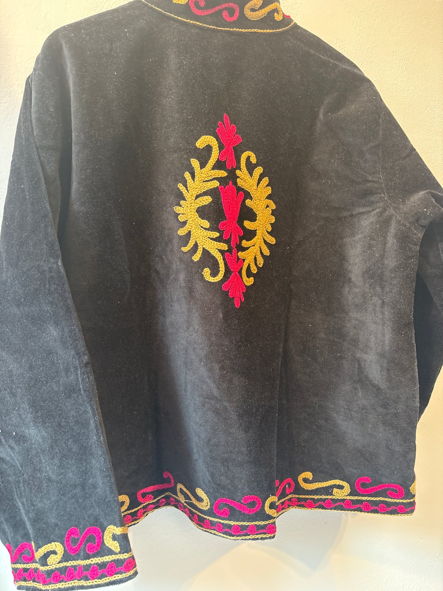 Fluweel suzani jasje -ruim