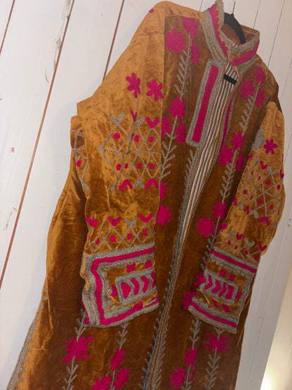 Lange suzani jas cognac2