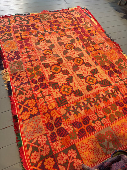 Handgemaakt kanthakleed (145x 205 cm) ! Met foutje!