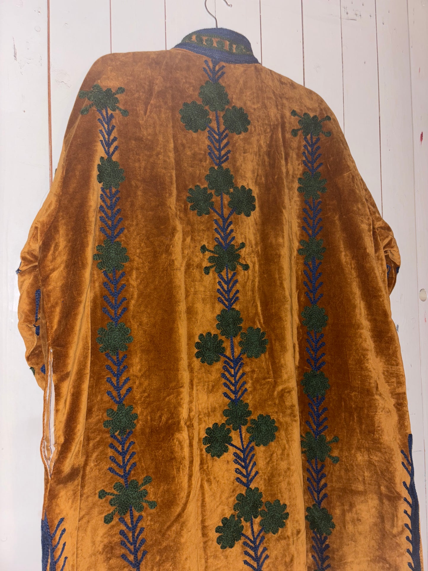 Lange suzani jas cognac3