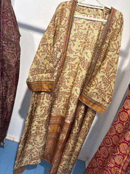 Recycled silk kimono lang