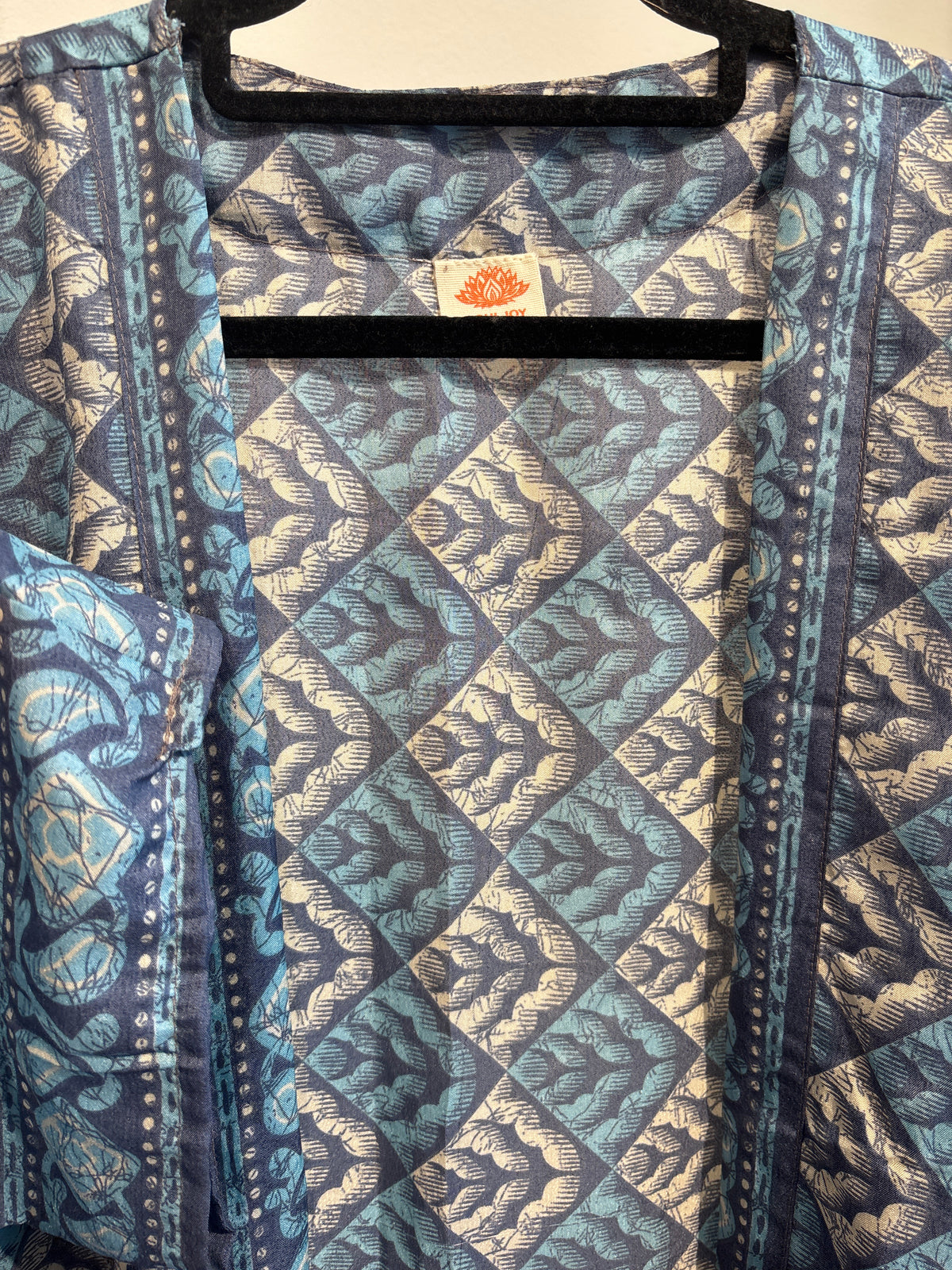 Recycled silk kimono lang