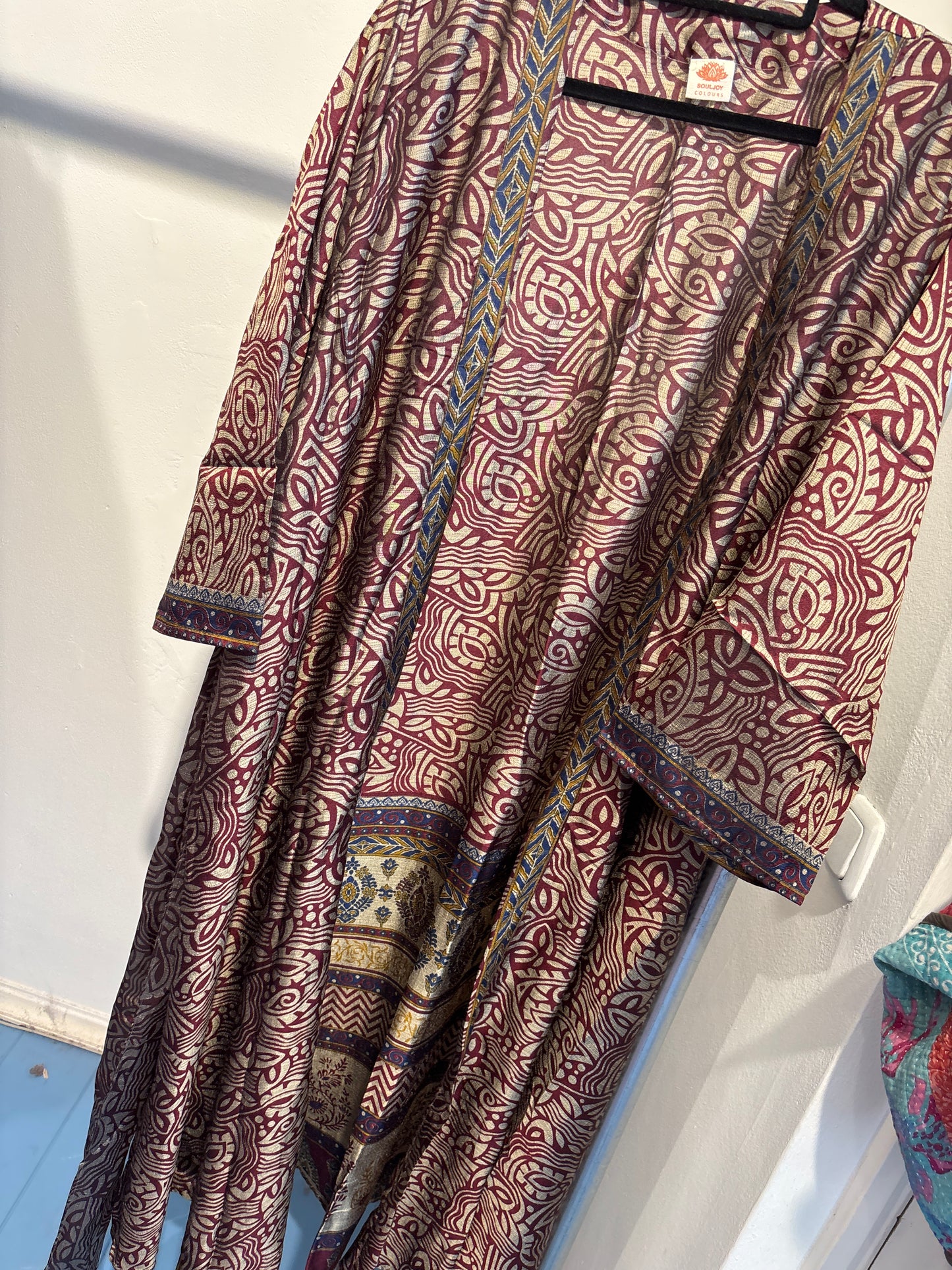 Recycled silk kimono lang