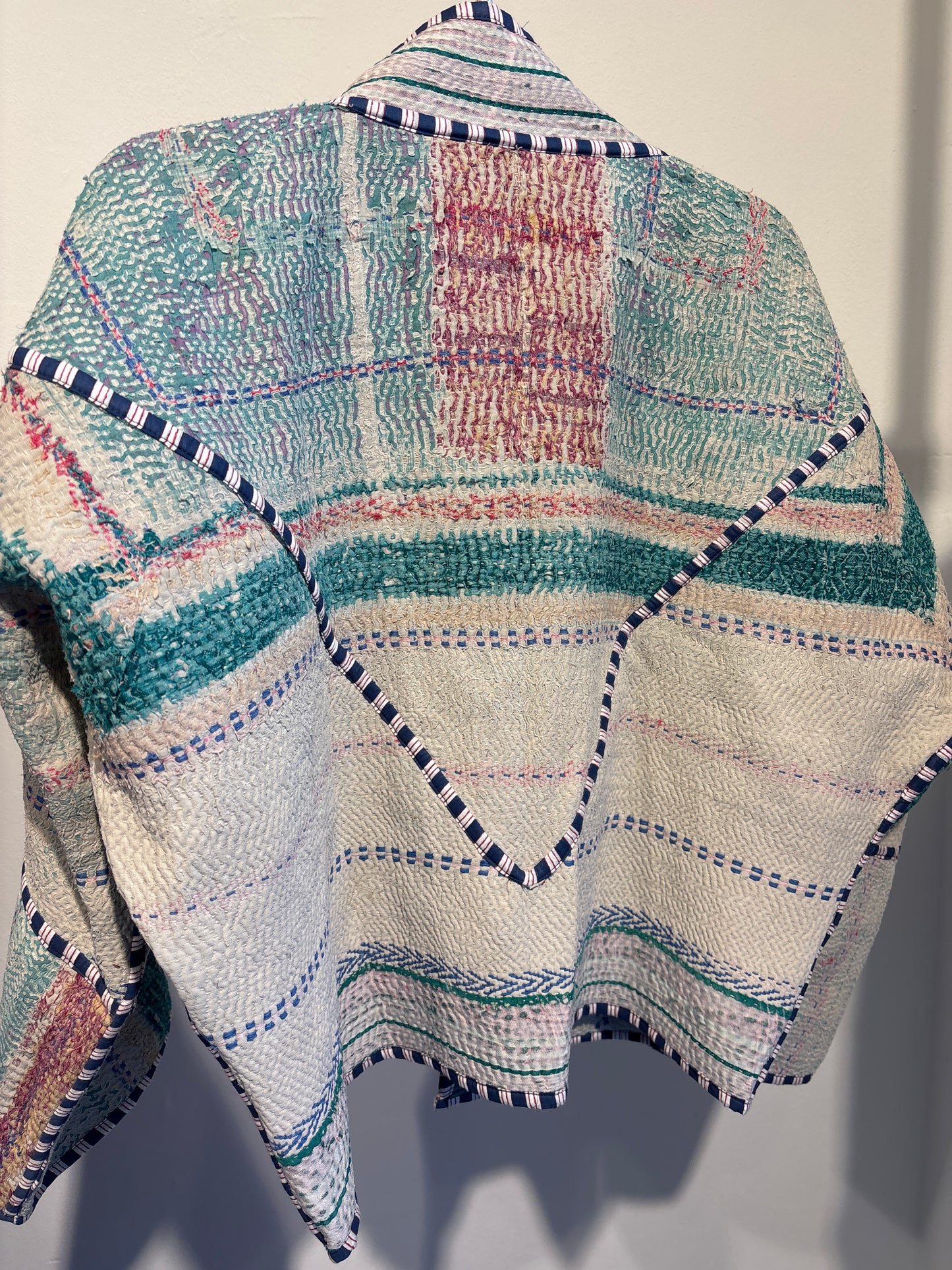 Kantha jas kort- 2 kanten