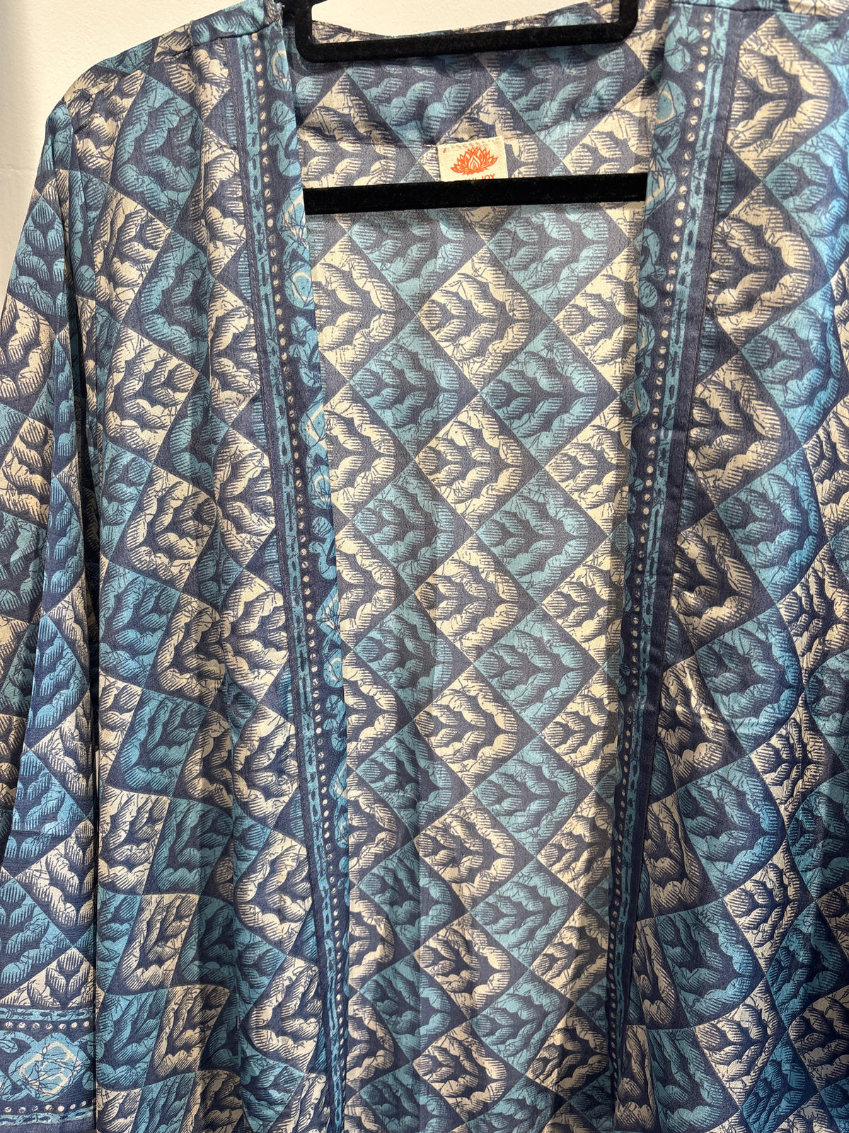 Recycled silk kimono lang