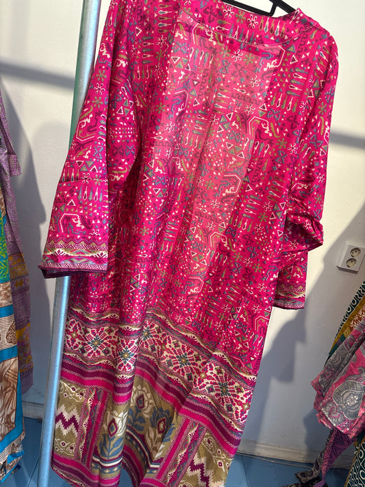 Recycled silk kimono lang