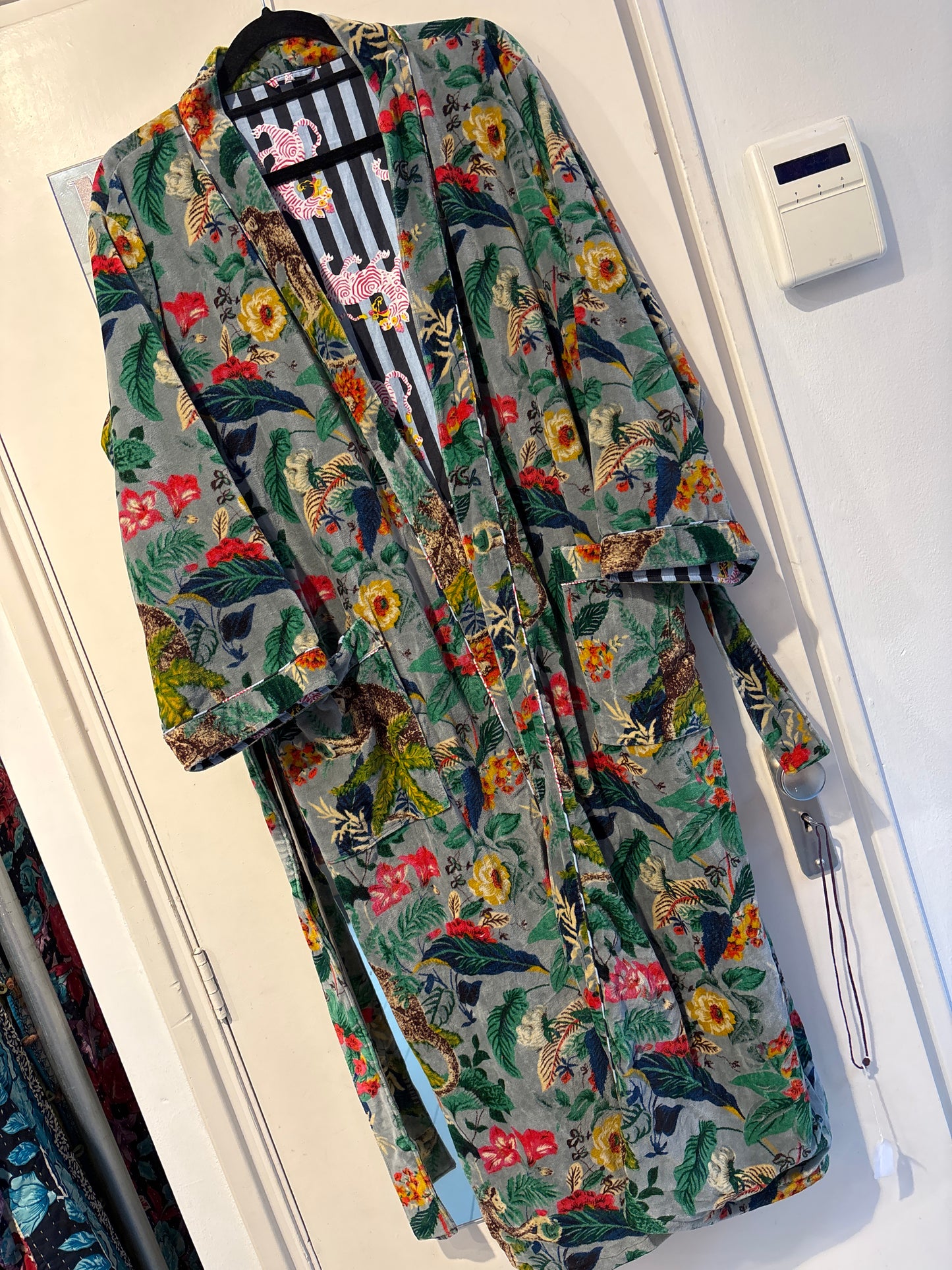 Lange fluwelen kimono