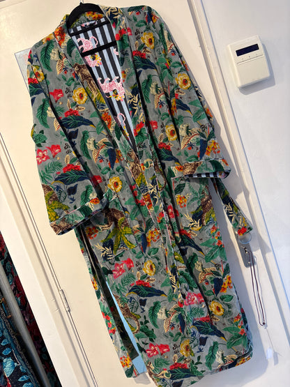 Lange fluwelen kimono