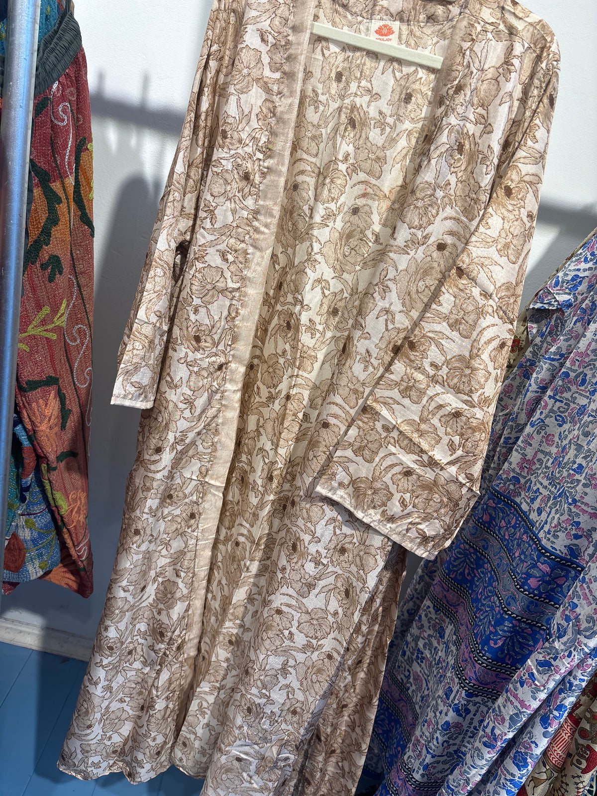 Recycled silk kimono lang