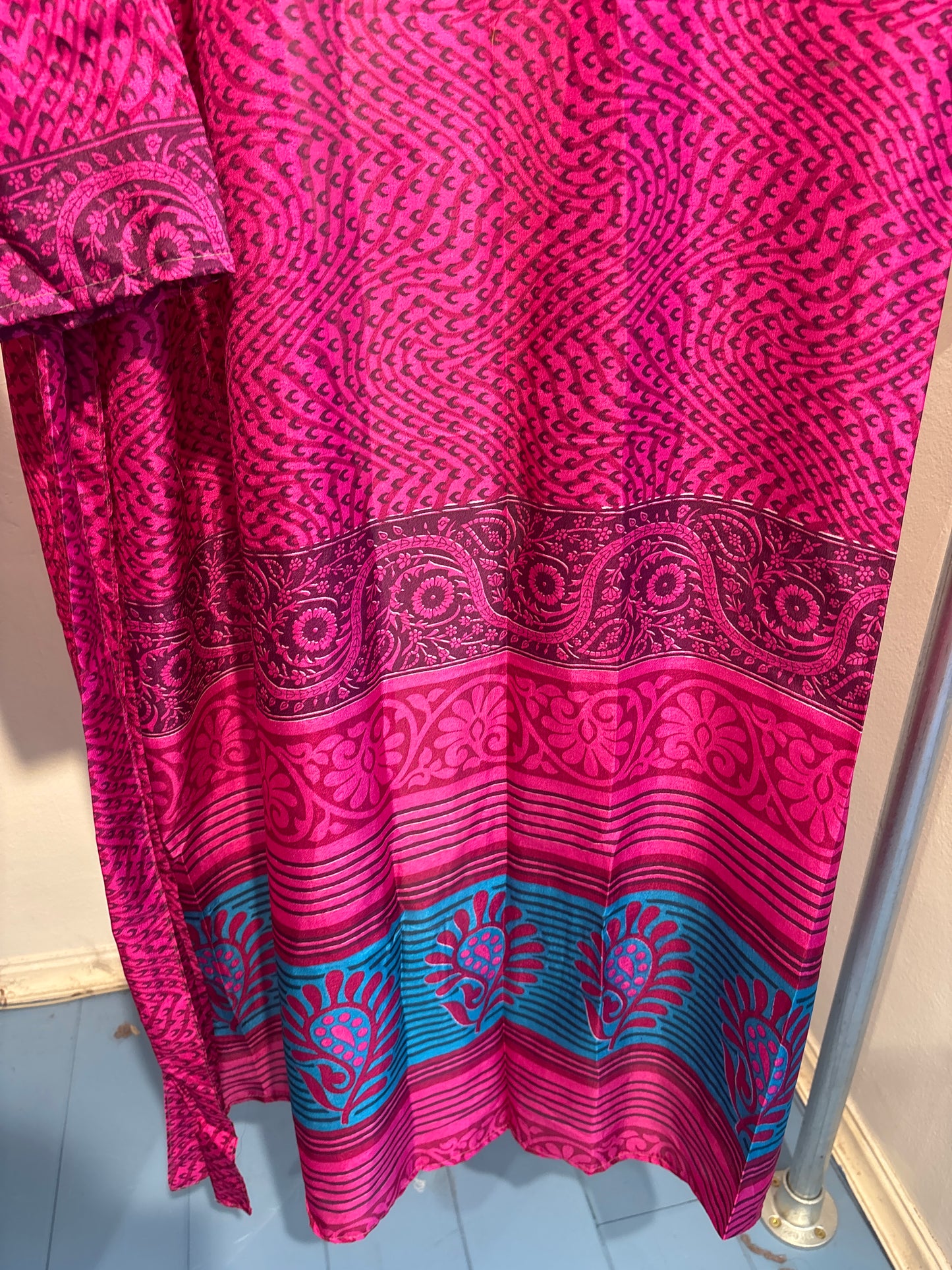 Recycled silk kimono lang