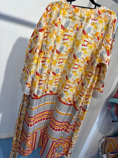 Recycled silk kimono lang
