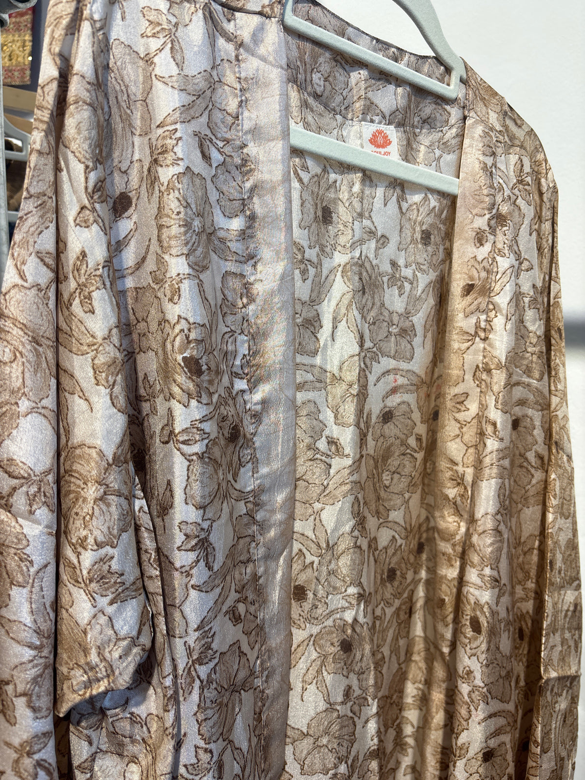 Recycled silk kimono lang