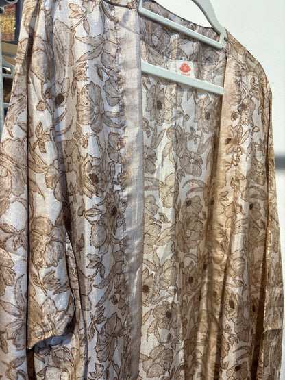 Recycled silk kimono lang