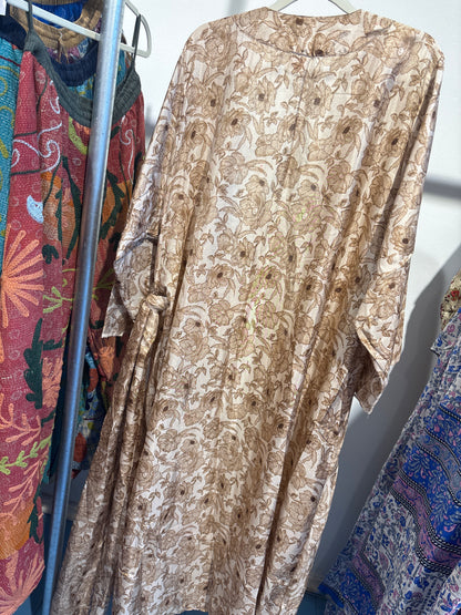 Recycled silk kimono lang