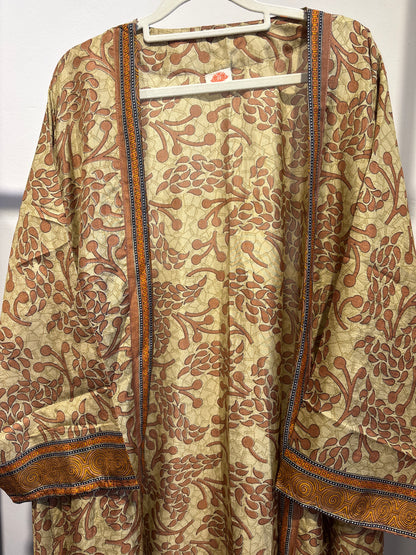 Recycled silk kimono lang