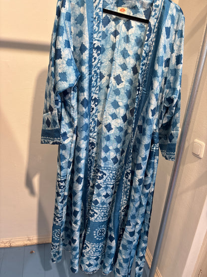 Recycled silk kimono lang