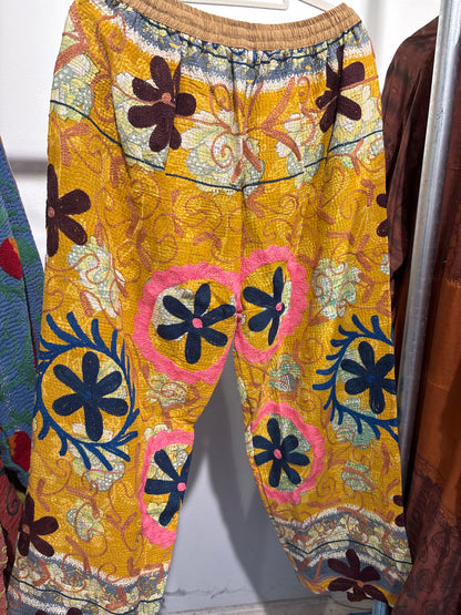 Suzani Broek